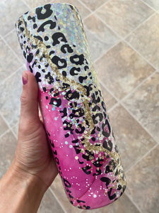 Leopard print pink design